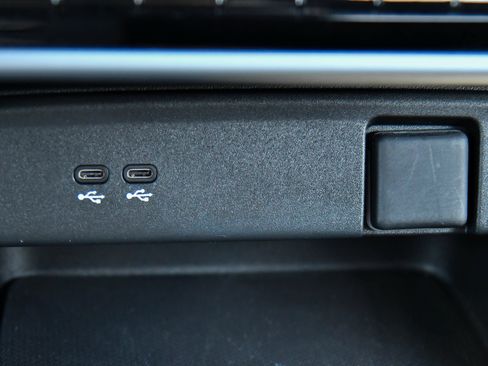 Used 2024 Honda Prologue EX image 28