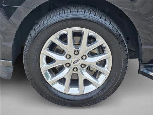 Used 2020 Ford Expedition XLT w/ Equipment Group 202A RWD image 22