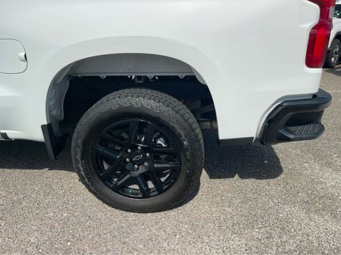 Used 2026 Chevrolet Silverado 1500 LT Trail Boss w/ Convenience Package II AWD/4WD image 8