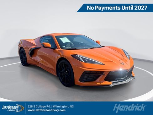 Used 2023 Chevrolet Corvette Stingray Coupe w/ Engine Appearance Package RWD image 1