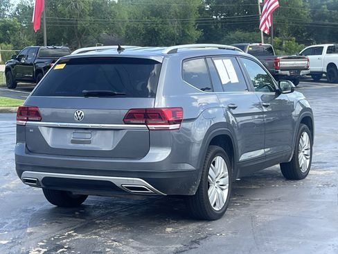 Used 2019 Volkswagen Atlas SE w/ Panoramic Sunroof Package FWD image 9