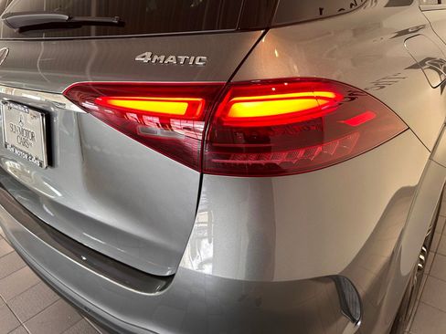 Certified 2025 Mercedes-Benz GLE 580 4MATIC image 38