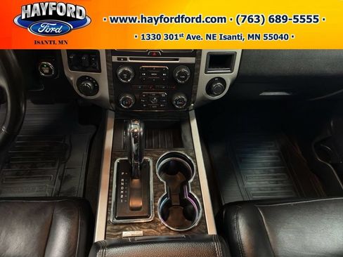 Used 2015 Ford Expedition Limited w/ Equipment Group 301A AWD/4WD image 18