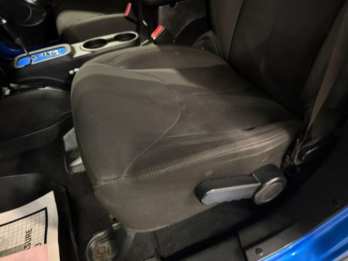 Used 2015 Jeep Wrangler Unlimited Sport w/ Quick Order Package 24S image 49