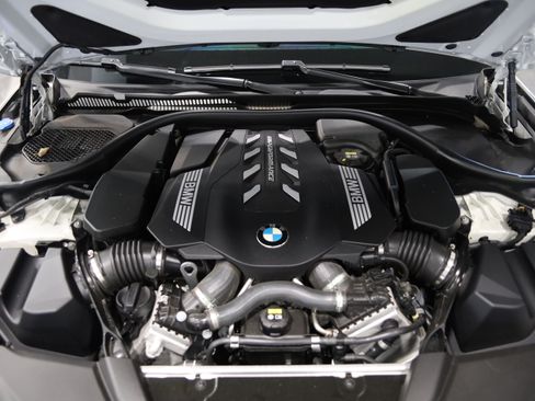 Used 2022 BMW M550i xDrive w/ Premium Package AWD/4WD image 44