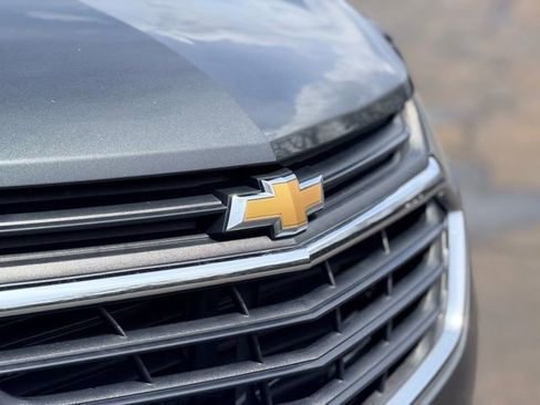 Used 2019 Chevrolet Equinox LT w/ Driver Convenience Package FWD image 30