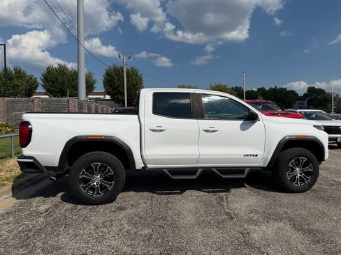 Used 2023 GMC Canyon AT4 w/ Canyon Safety Plus Package AWD/4WD image 2