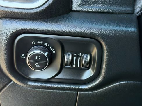 Used 2020 RAM 2500 Big Horn w/ Level 2 Equipment Group image 23