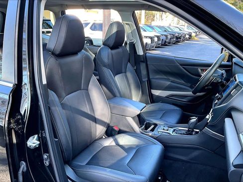 Used 2023 Subaru Forester Limited w/ Popular Package #3 image 9