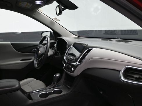 Used 2019 Chevrolet Equinox Premier image 11