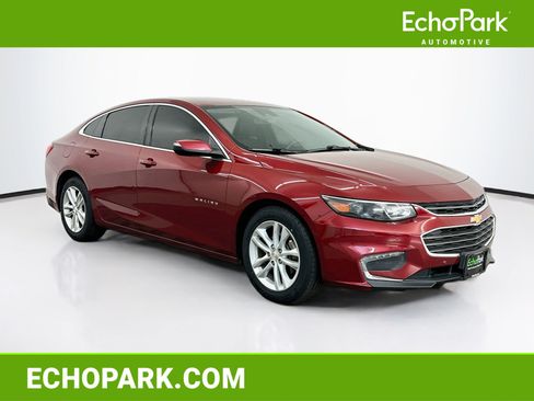 Used 2018 Chevrolet Malibu LT w/ Leather Package FWD image 1