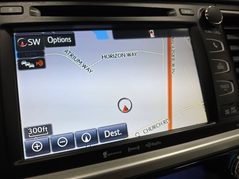 Used 2018 Toyota Highlander XLE w/ Protection Package #3 AWD/4WD image 22