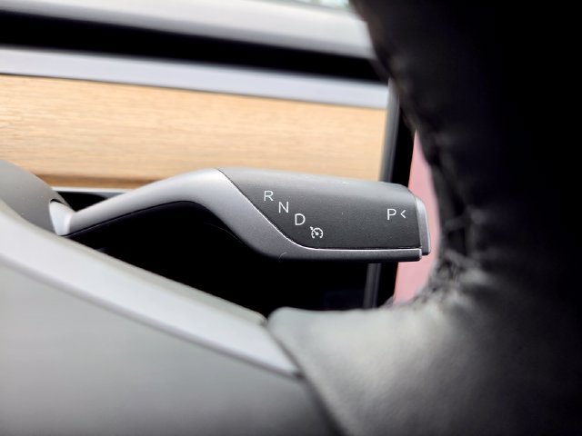 Used 2023 Tesla Model 3 Standard Range RWD image 39