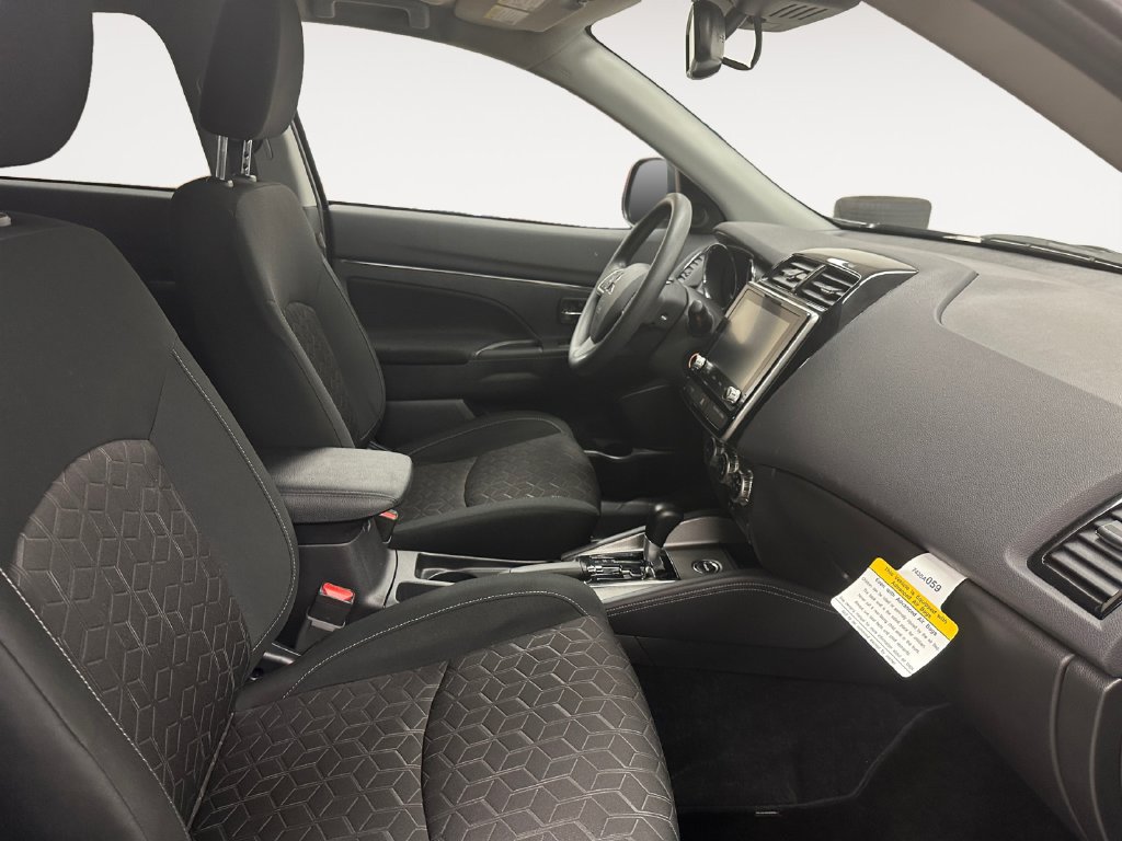 Used 2026 Mitsubishi Outlander Sport ES AWD/4WD image 15