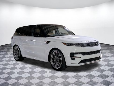 New 2026 Land Rover Range Rover Sport Dynamic SE AWD/4WD image 13