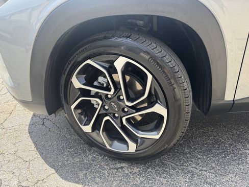 Used 2025 Chevrolet Trax RS w/ Sunroof Package FWD image 7