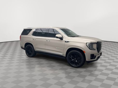 Certified 2021 GMC Yukon Denali w/ Denali Ultimate Package image 46