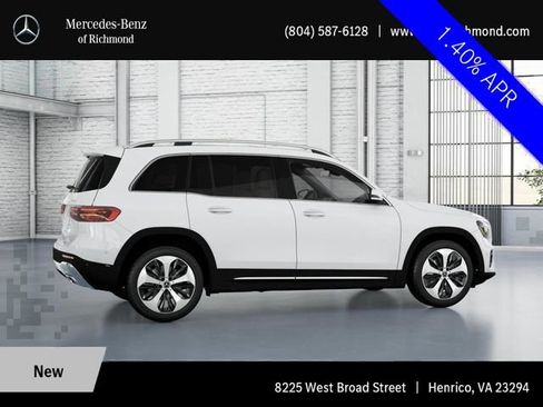 Used 2026 Mercedes-Benz GLB 250 4MATIC image 18