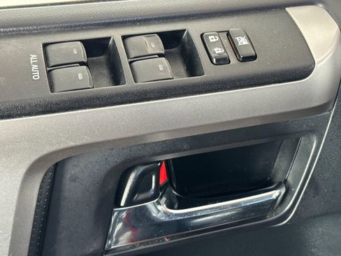 Used 2015 Toyota 4Runner Limited image 12