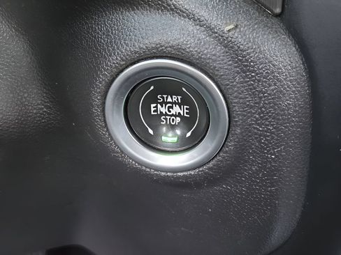 Used 2021 GMC Sierra 1500 AT4 w/ AT4 Premium Package AWD/4WD image 19