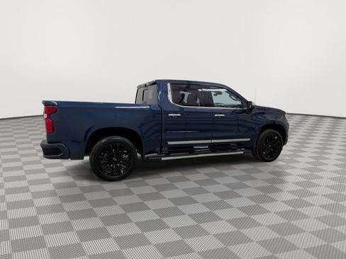 Used 2023 Chevrolet Silverado 1500 High Country w/ High Country Premium Package image 11