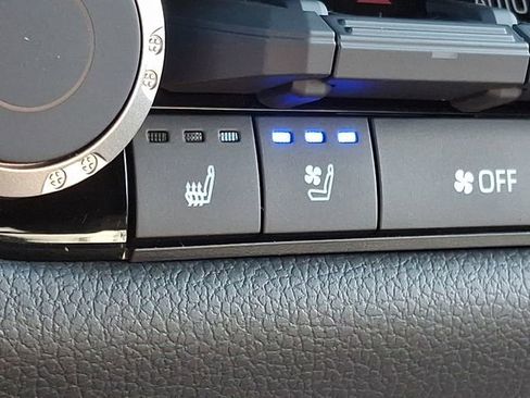 New 2026 Toyota Tundra Limited AWD/4WD image 20