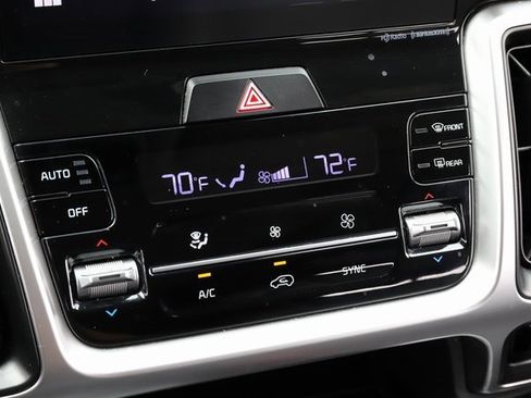 Used 2021 Kia Sorento EX w/ Panoramic Sunroof Package image 31