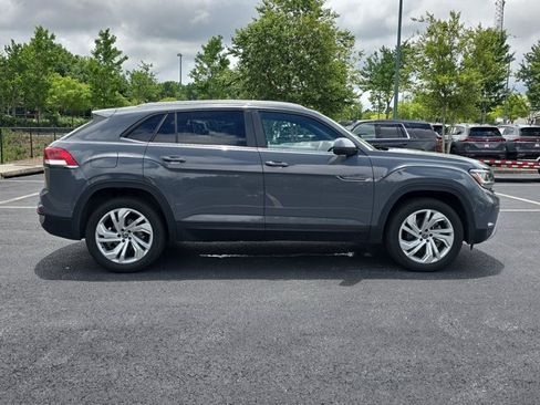 Used 2023 Volkswagen Atlas Cross Sport SE FWD image 4