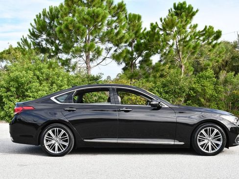 Used 2018 Genesis G80 3.8 w/ Option Group 02 RWD image 7