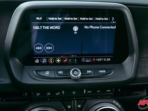 Used 2022 Chevrolet Camaro SS RWD image 17