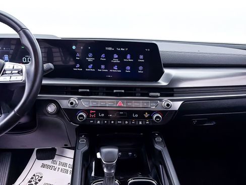 Used 2024 Kia Telluride S image 6