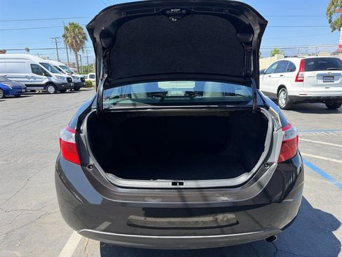 Used 2016 Toyota Corolla S FWD image 17