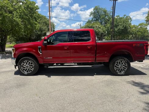 Used 2018 Ford F250 Lariat w/ Lariat Value Package AWD/4WD image 8