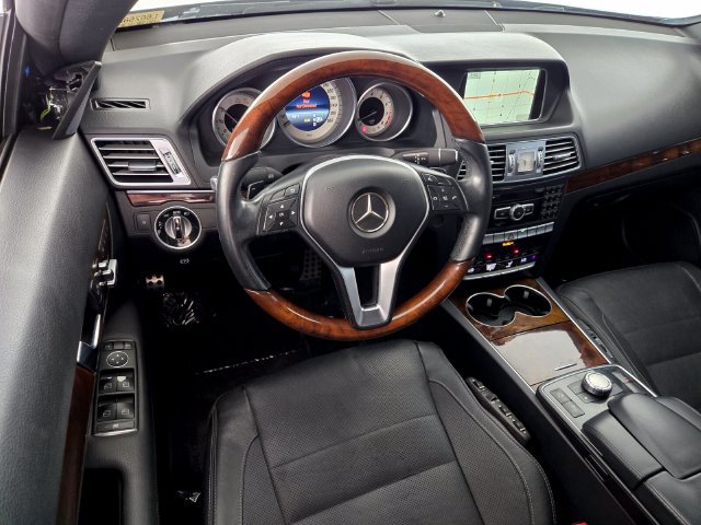 Used 2014 Mercedes-Benz E 550 Cabriolet image 11