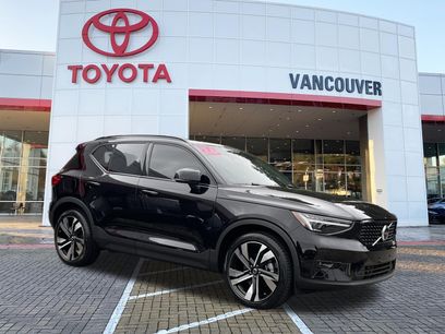 Used 2026 Volvo XC40 B5 Ultra w/ Climate Package