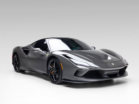 Certified 2022 Ferrari F8 Tributo RWD image 12