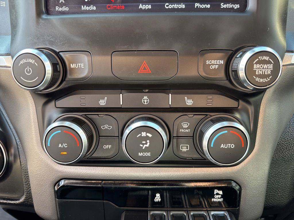 Used 2019 RAM 1500 Big Horn AWD/4WD image 39