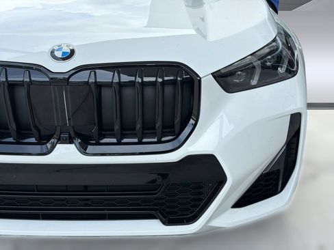 New 2026 BMW X1 xDrive28i w/ Technology Package AWD/4WD image 11