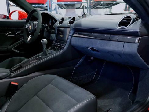 Used 2023 Porsche 718 Cayman GTS w/ GTS Interior Package RWD image 33