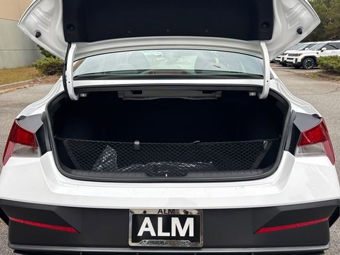 New 2026 Hyundai Elantra Sport image 18