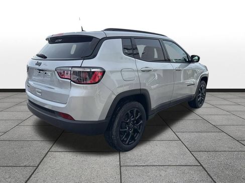 New 2026 Jeep Compass Latitude AWD/4WD image 5