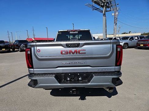 New 2026 GMC Sierra 3500 Denali w/ Denali Reserve Package image 4
