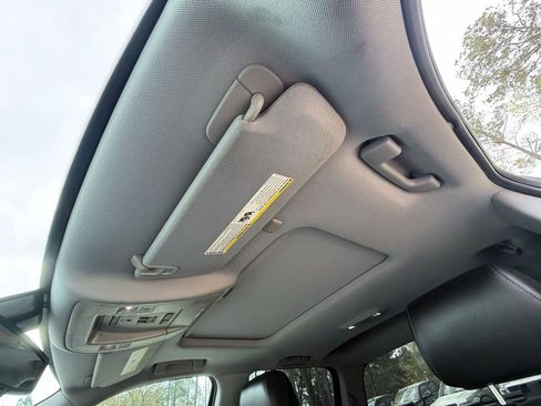 Used 2014 GMC Sierra 1500 SLT w/ SLT Crew Cab Value Package image 56