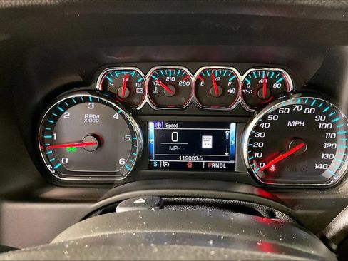 Used 2019 GMC Yukon XL SLT w/ Open Road Package RWD image 11