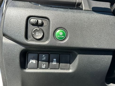 Used 2021 Honda Pilot Touring image 19