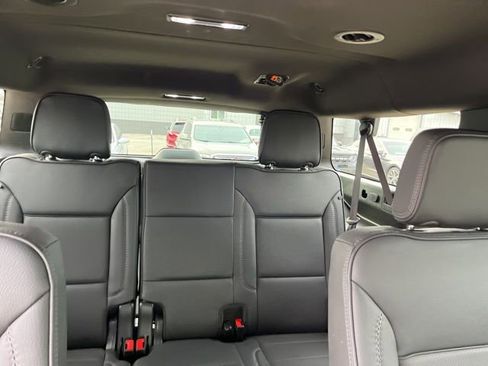 Used 2025 GMC Yukon XL Denali image 22