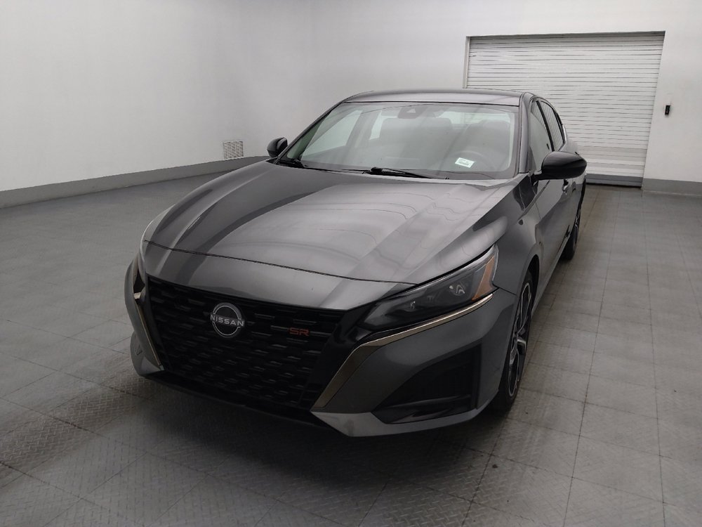 Used 2025 Nissan Altima 2.5 SR FWD image 15