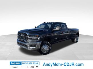 New 2026 RAM 3500 Big Horn AWD/4WD video 3