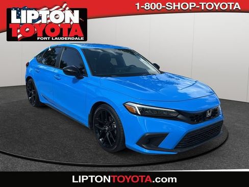 Used 2024 Honda Civic Sport image 1
