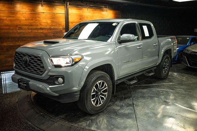 Used 2021 Toyota Tacoma TRD Sport w/ Technology Package AWD/4WD image 2